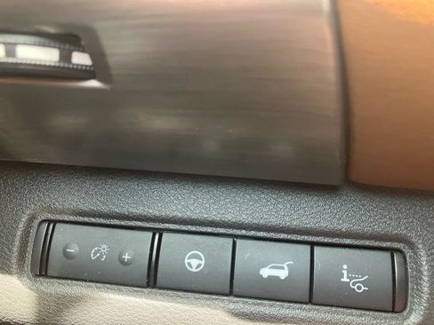Used 2024 Nissan Pathfinder Platinum w/ Cargo Package AWD/4WD image 14