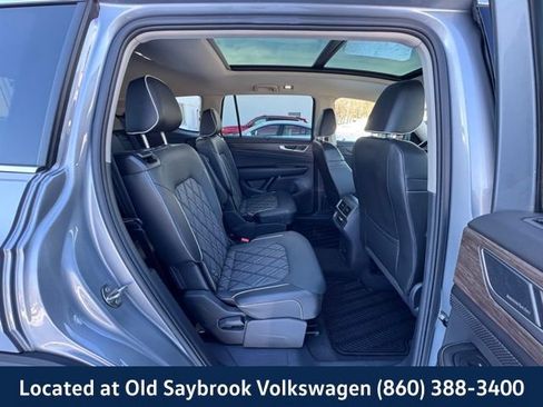 Certified 2024 Volkswagen Atlas SEL Premium R-Line image 22