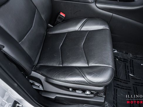 Used 2019 Cadillac Escalade Platinum image 41