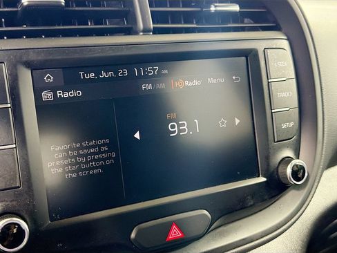 Used 2024 Kia Soul LX FWD image 15
