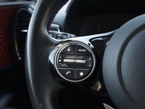 Used 2023 Kia Soul GT-Line w/ GT-Line Technology Package FWD image 22