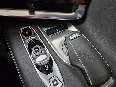 Used 2023 Chevrolet Corvette Stingray Coupe w/ 1LT RWD image 18