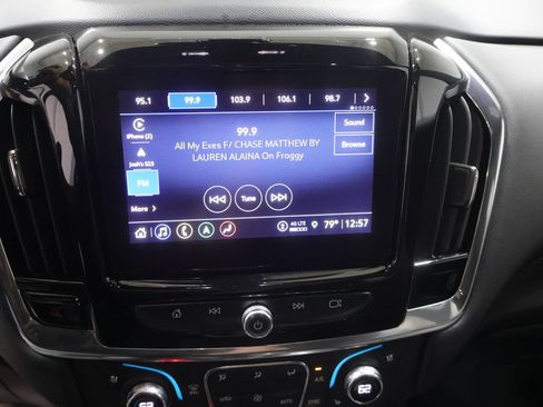 Used 2023 Chevrolet Traverse High Country AWD/4WD image 24