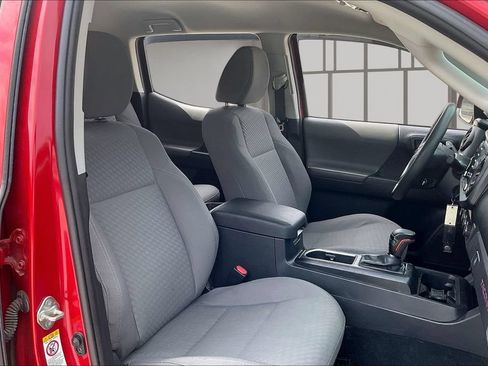Used 2020 Toyota Tacoma SR AWD/4WD image 27