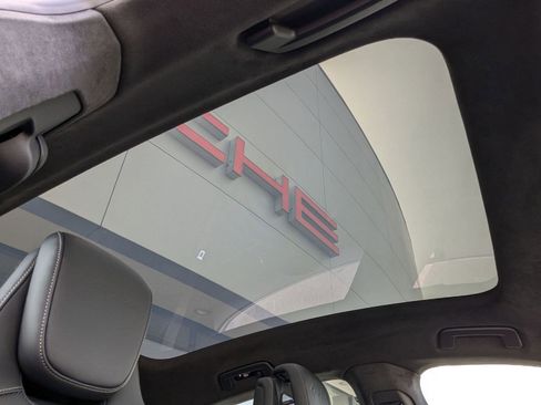 New 2025 Porsche Taycan Turbo image 27