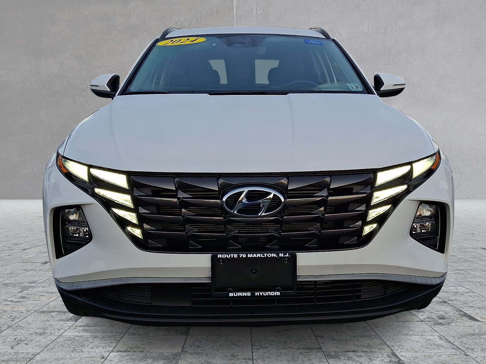Certified 2024 Hyundai Tucson SEL w/ Convenience Package AWD/4WD image 2