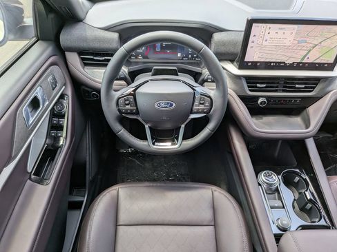 New 2026 Ford Explorer Platinum RWD image 13