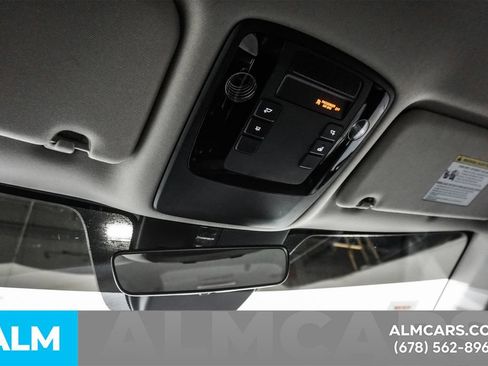 Used 2024 Kia Carnival LX FWD image 47