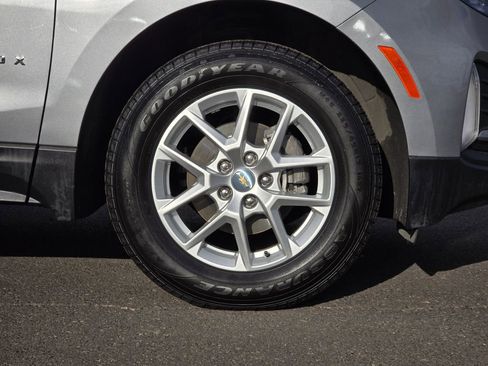 Used 2023 Chevrolet Equinox LT image 11