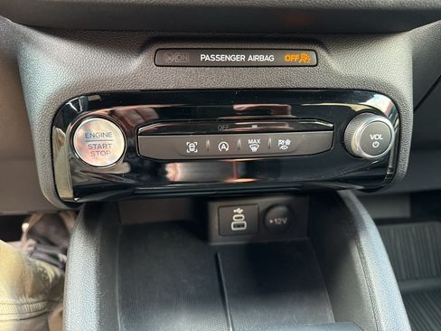 Used 2024 Ford Escape ST-Line Select w/ Tech Pack #1 AWD/4WD image 22