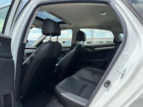 Used 2019 Honda Civic EX-L image 16