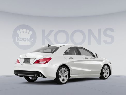 Used 2019 Mercedes-Benz CLA 250 image 4