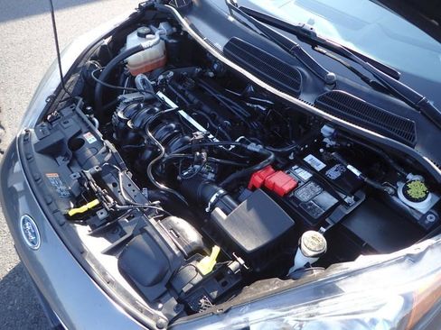 Used 2015 Ford Fiesta SE w/ Equipment Group 201A FWD image 21