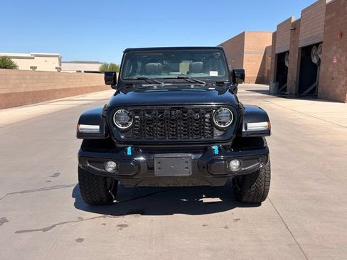 Used 2024 Jeep Wrangler High Altitude AWD/4WD image 4