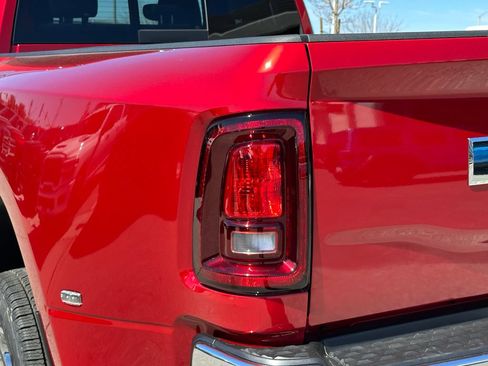 New 2026 RAM 3500 Tradesman AWD/4WD image 17