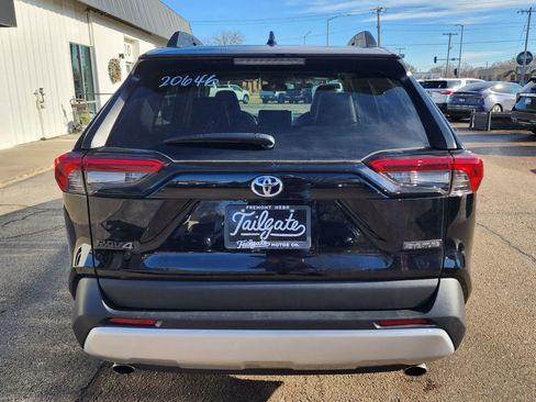Used 2024 Toyota RAV4 Adventure image 6