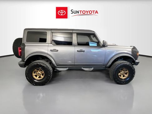 Used 2023 Ford Bronco Black Diamond AWD/4WD image 2