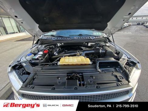 Used 2019 Ford F150 Platinum w/ Equipment Group 701A Luxury image 33