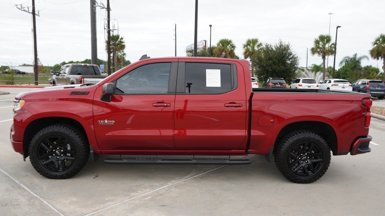 Used 2023 Chevrolet Silverado 1500 RST w/ Texas Edition Plus AWD/4WD image 5