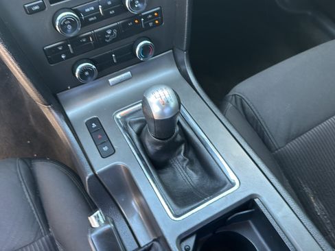 Used 2013 Ford Mustang GT RWD image 23