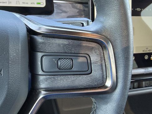 Used 2022 Rivian R1T Adventure image 18