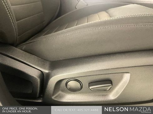 Used 2019 Ford Ranger XLT w/ Equipment Group 302A Luxury AWD/4WD image 28