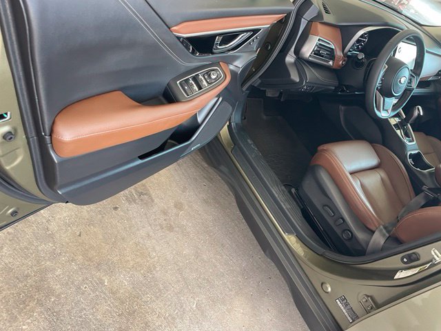 Used 2022 Subaru Outback Touring w/ Popular Package #2 AWD/4WD image 19