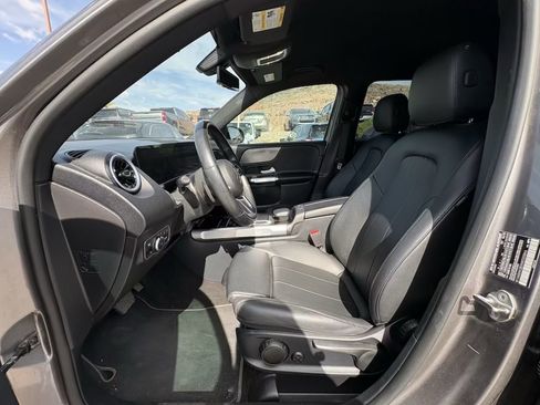 Used 2022 Mercedes-Benz GLB 250 image 9