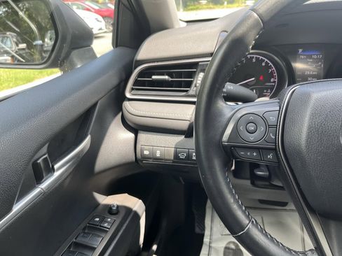 Used 2023 Toyota Camry SE FWD image 28