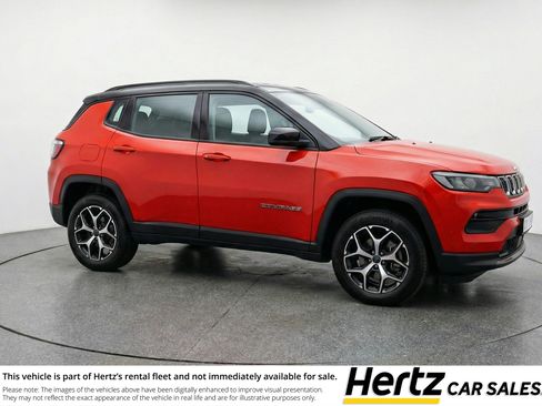 Used 2025 Jeep Compass Limited AWD/4WD image 1