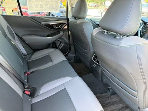 Used 2025 Subaru Outback Onyx Edition AWD/4WD image 27