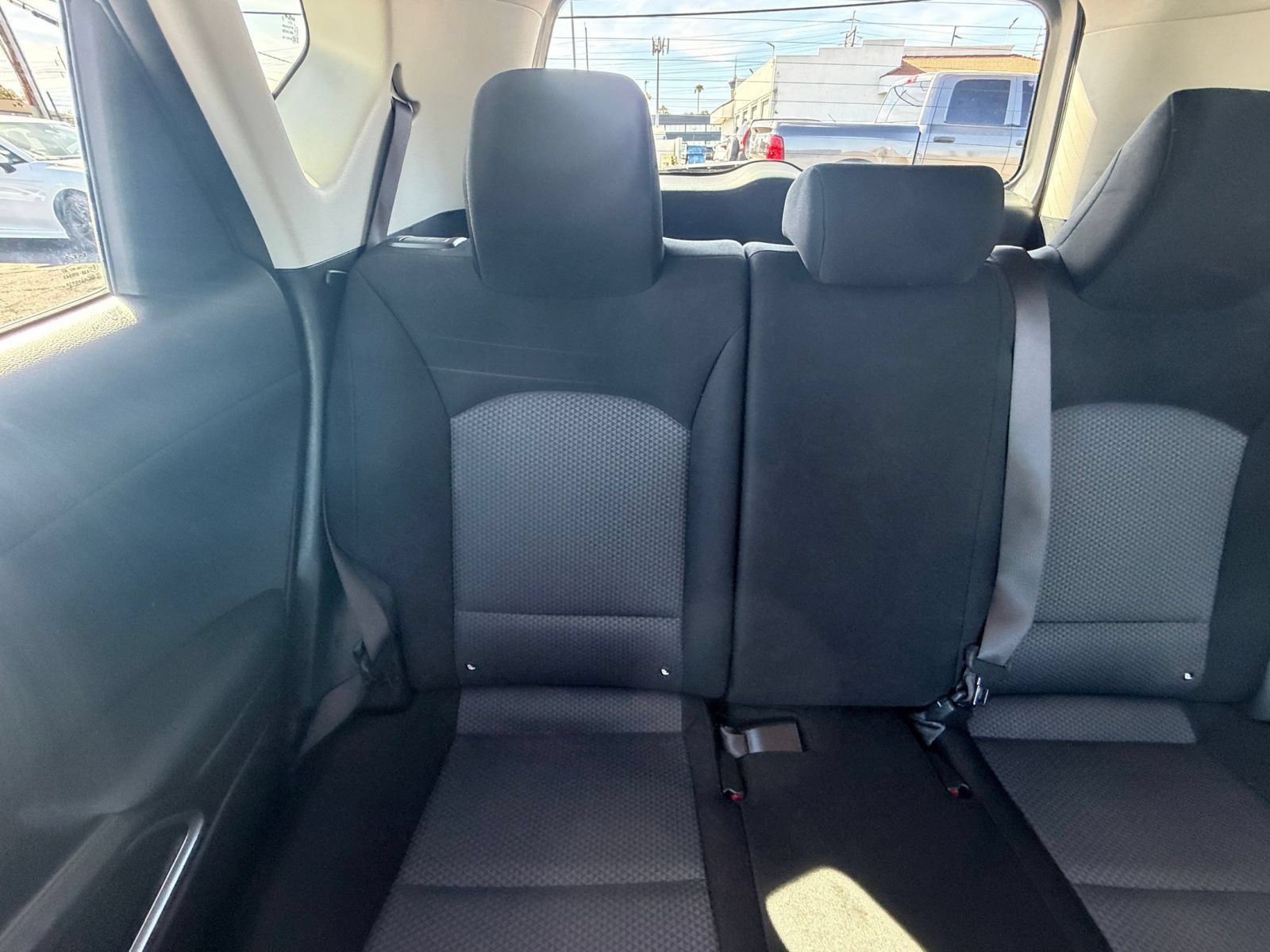 Used 2025 Kia Soul LX w/ LX Technology Package FWD image 36