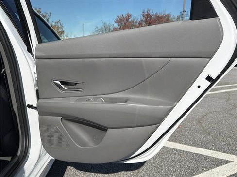 New 2026 Hyundai Elantra Blue image 16