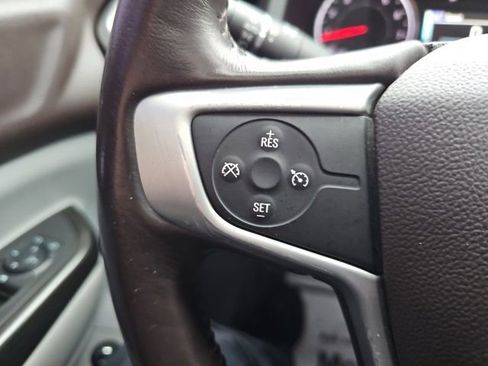 Used 2017 GMC Acadia SLT image 36