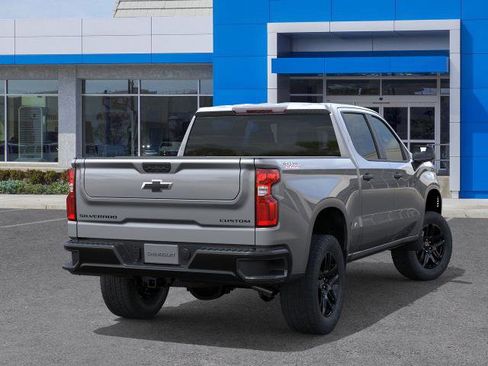 New 2026 Chevrolet Silverado 1500 Custom Trail Boss w/ LPO, Dark Essentials Package image 4