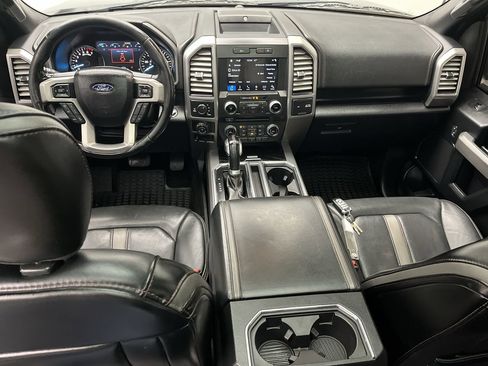 Used 2018 Ford F150 Platinum image 4