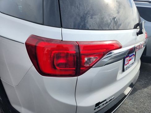 Used 2019 GMC Acadia SLT AWD/4WD image 5