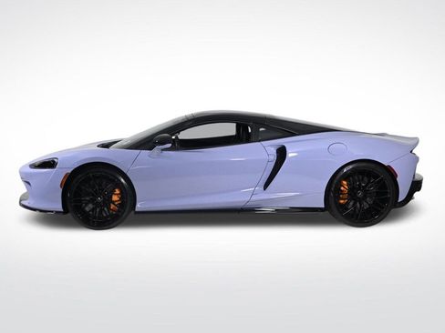 Used 2023 McLaren GT image 2