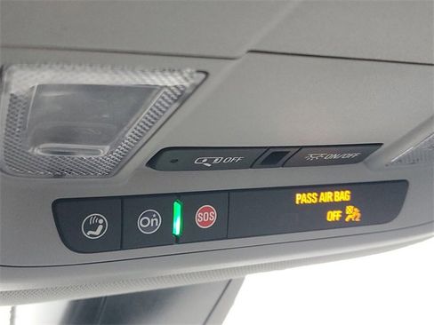 Certified 2023 GMC Acadia SLE w/ Driver Convenience Package image 32