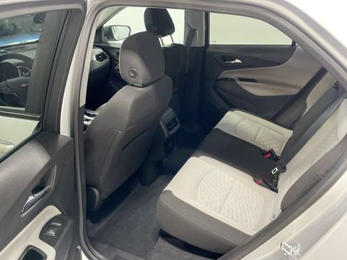 Used 2020 Chevrolet Equinox LS w/ LS Convenience Package FWD image 21