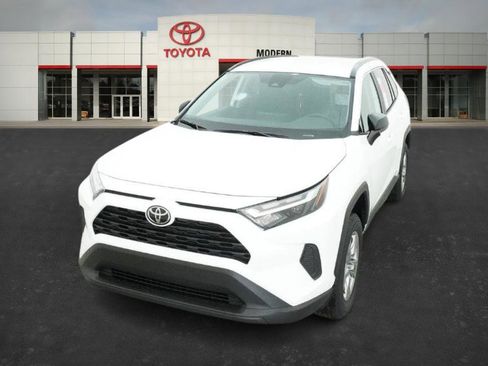 New 2025 Toyota RAV4 LE image 5
