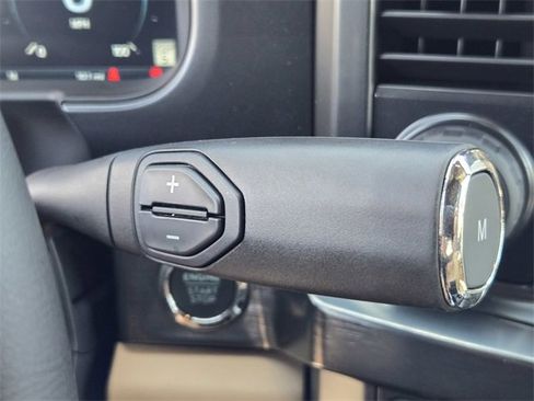 New 2025 Ford F250 Lariat w/ Lariat Ultimate Package image 12