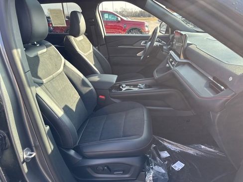 New 2026 Ford Explorer ST image 18