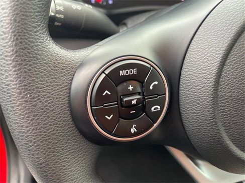 Used 2020 Kia Soul LX image 8