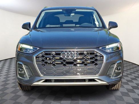 Used 2023 Audi Q5 e Premium Plus w/ Premium Plus Package AWD/4WD image 2