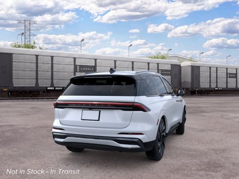 New 2026 Lincoln Nautilus Reserve AWD/4WD image 8