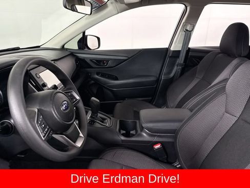 Used 2025 Subaru Outback AWD/4WD image 6