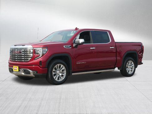 Used 2023 GMC Sierra 1500 Denali AWD/4WD image 3
