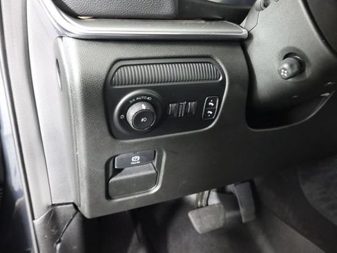 Used 2024 Jeep Wagoneer Series II AWD/4WD image 43