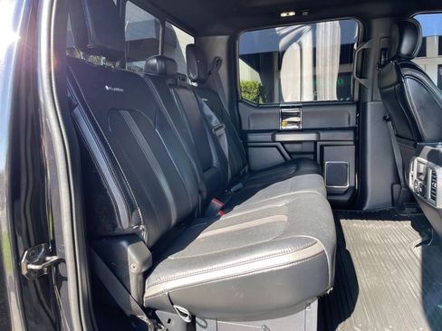 Used 2020 Ford F250 Platinum w/ FX4 Off-Road Package AWD/4WD image 32